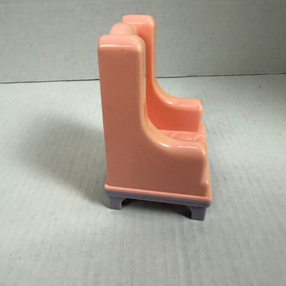 Vintage Playskool Dollhouse Wingback Tufted Armchair Chair Pink Purple Vintage - Picture 2 of 8